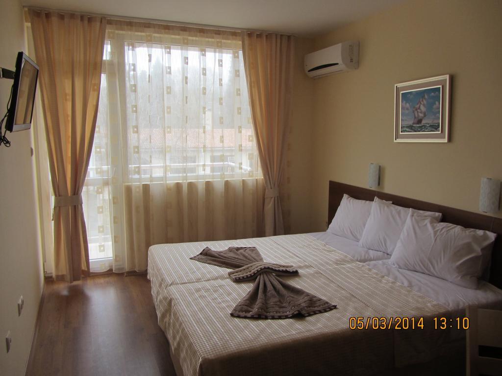 Stephanovy Guest House Созополь Номер фото